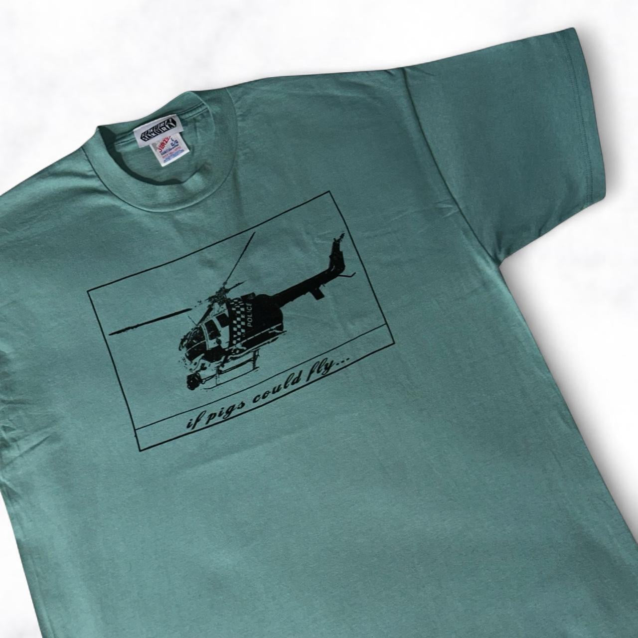 ‘if pigs could fly’ Tee Cyan